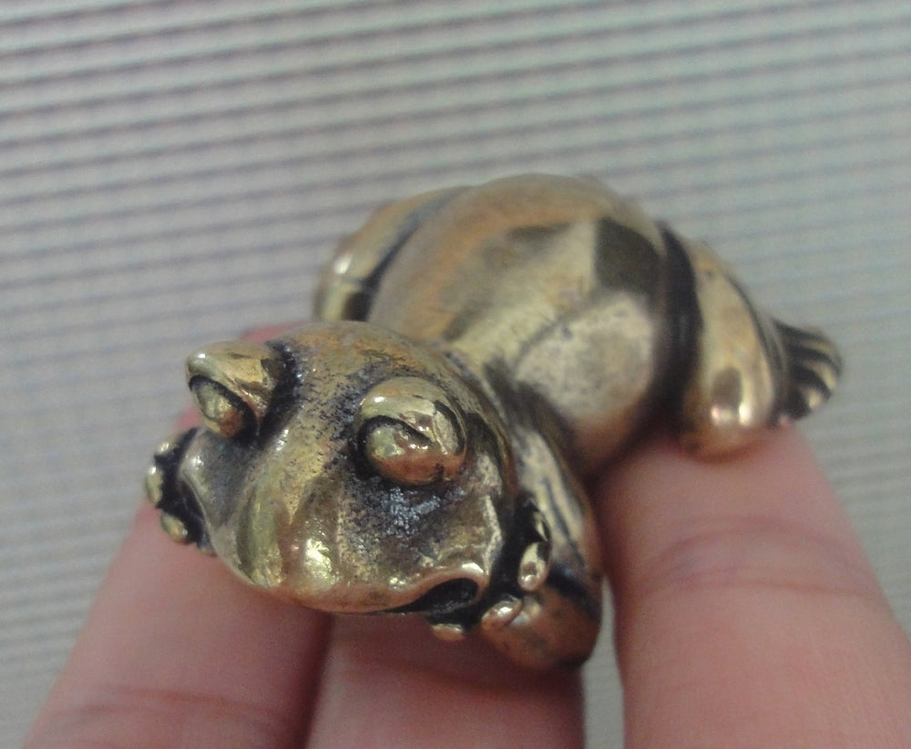 Solid Brass Thinking Frog Figurine Animal Statue for Home Decor