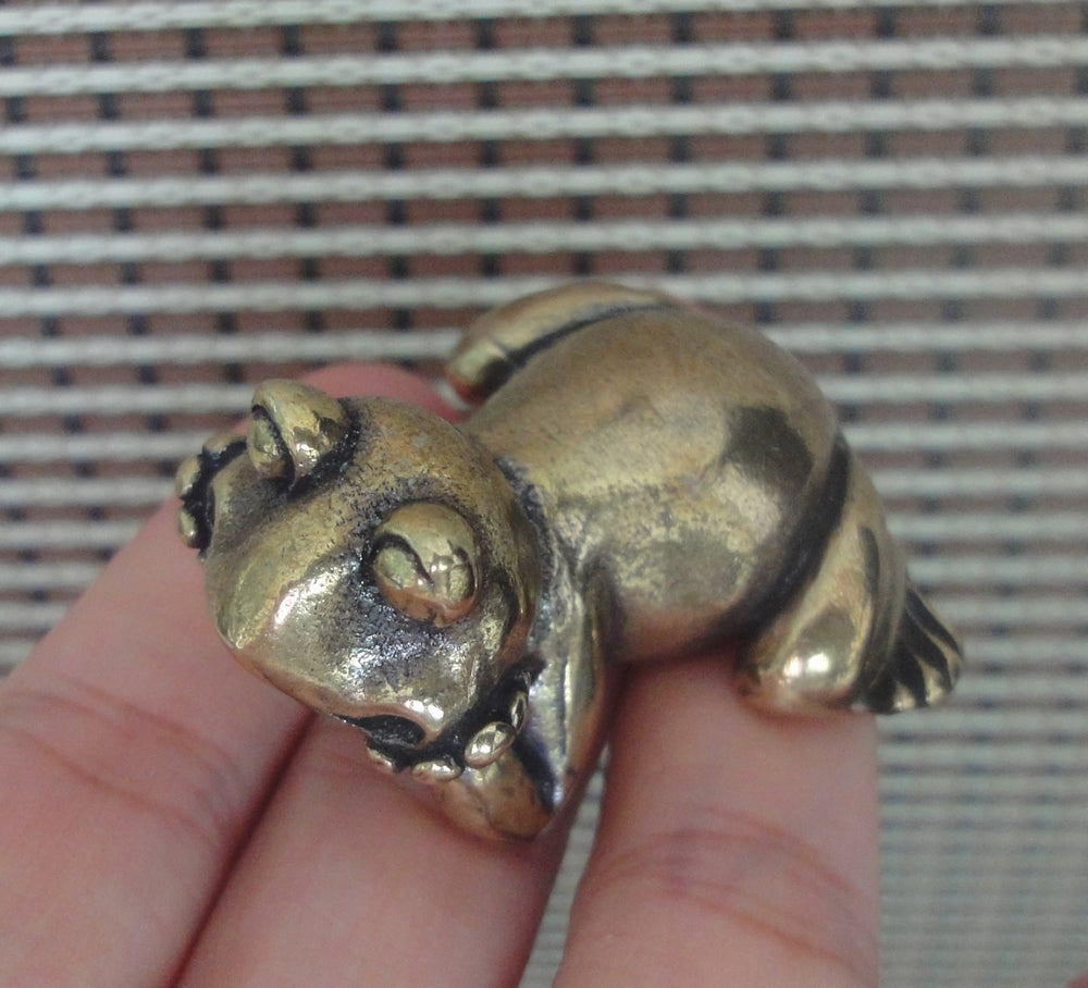 Solid Brass Thinking Frog Figurine Animal Statue for Home Decor