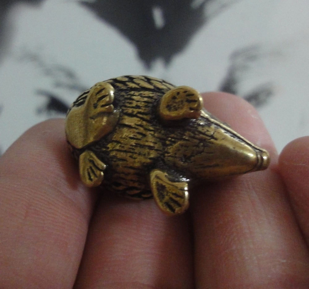Vintage Style Brass Hedgehog Statue: Small Animal Sculpture