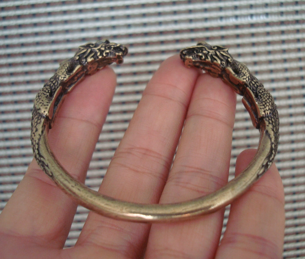 Vintage Style Solid Brass Double Ancient Dragons Figurine Statue Bangle 56MM