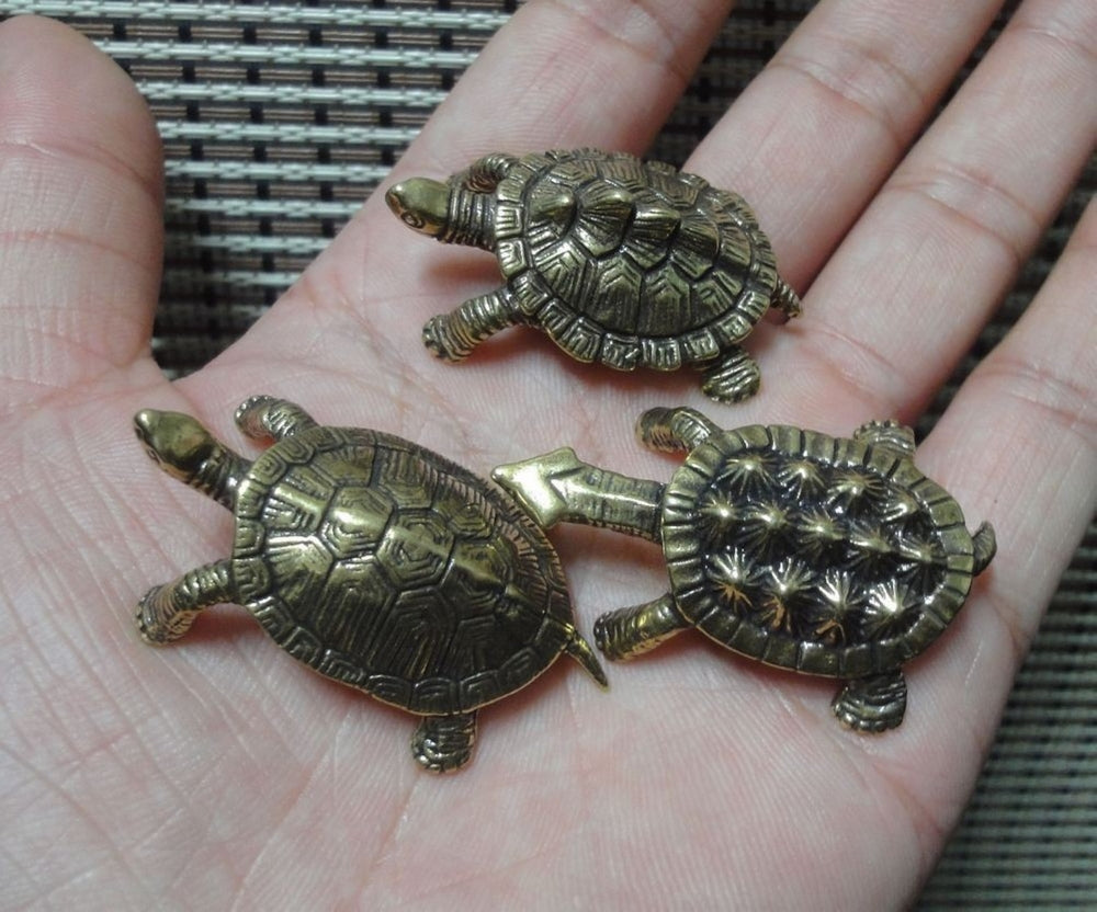 Vintage Style Brass Tortoise Figurines: Home Garden Decor, Set of 3