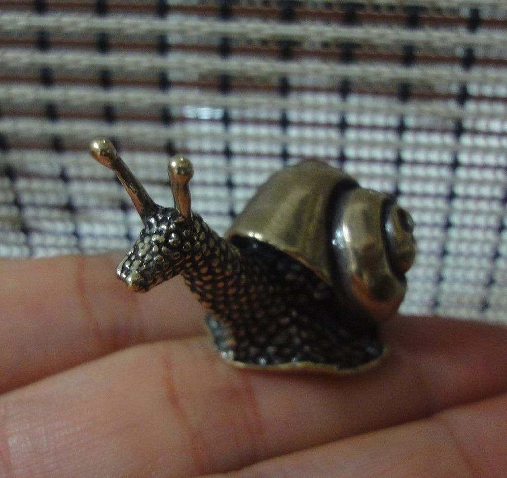 Vintage Style Solid Brass Snail Figurine Statue Incense Holder for Home Garden Decor