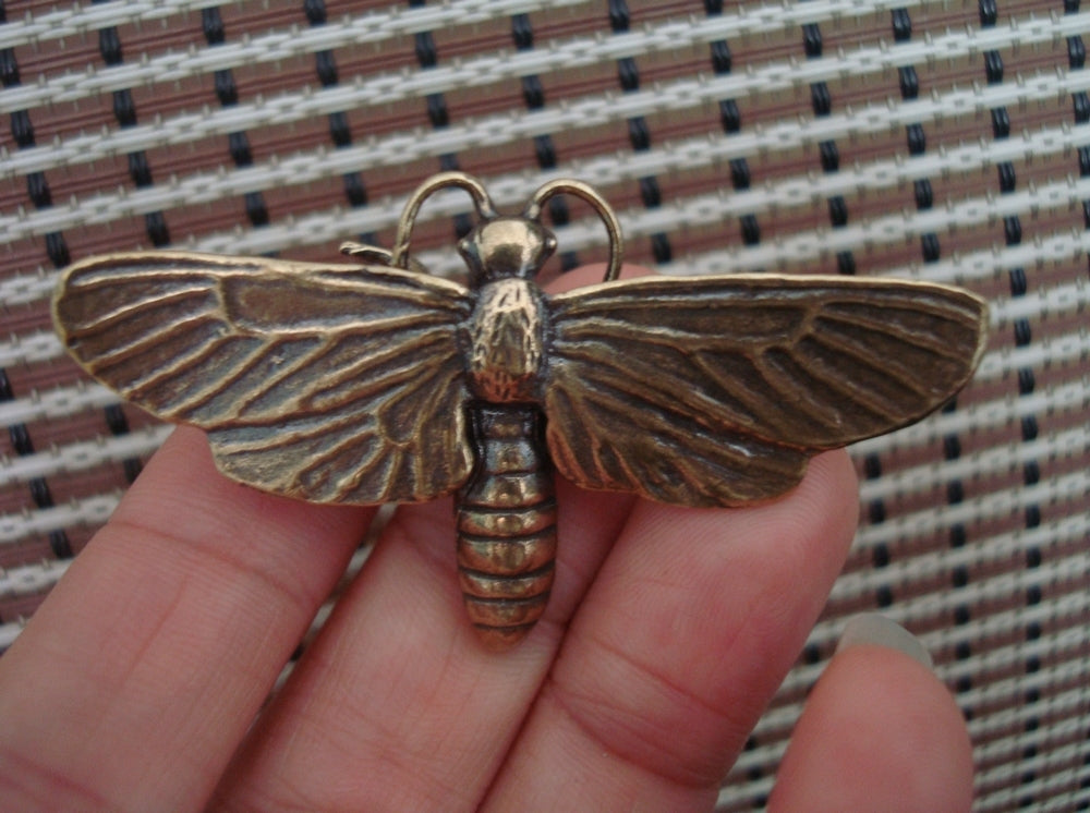 Solid Brass Dragonfly Sculpture Vintage Style Statue for Garden Home Decor