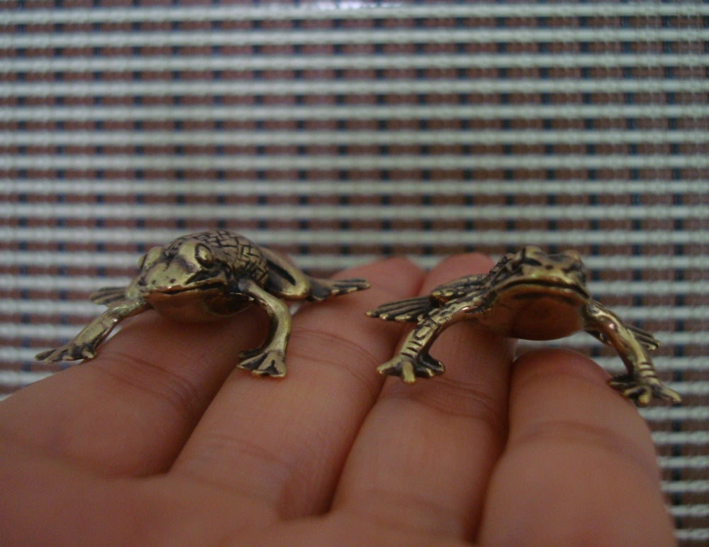 Pair of Solid Brass Frogs Statues Figurines for Home Garden Decor