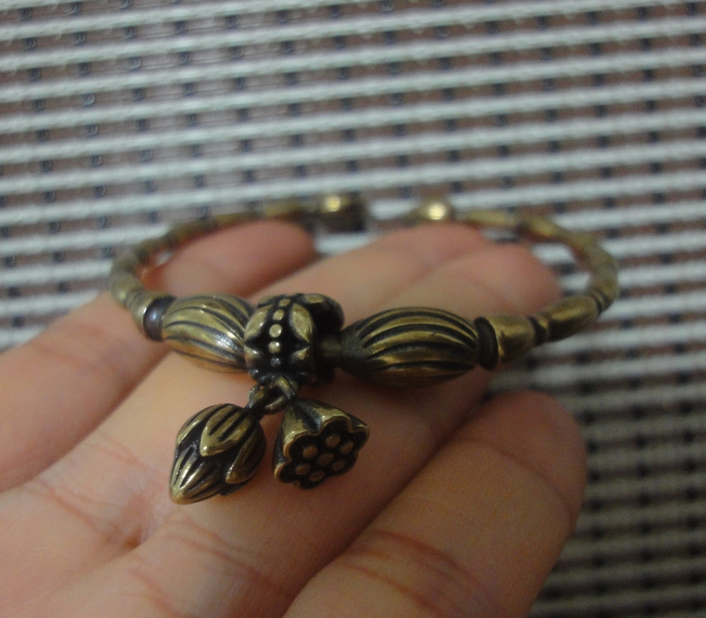 Vintage Style Solid Brass Lotus Flower Seed Dangle Women Bracelet Bangle-55MM