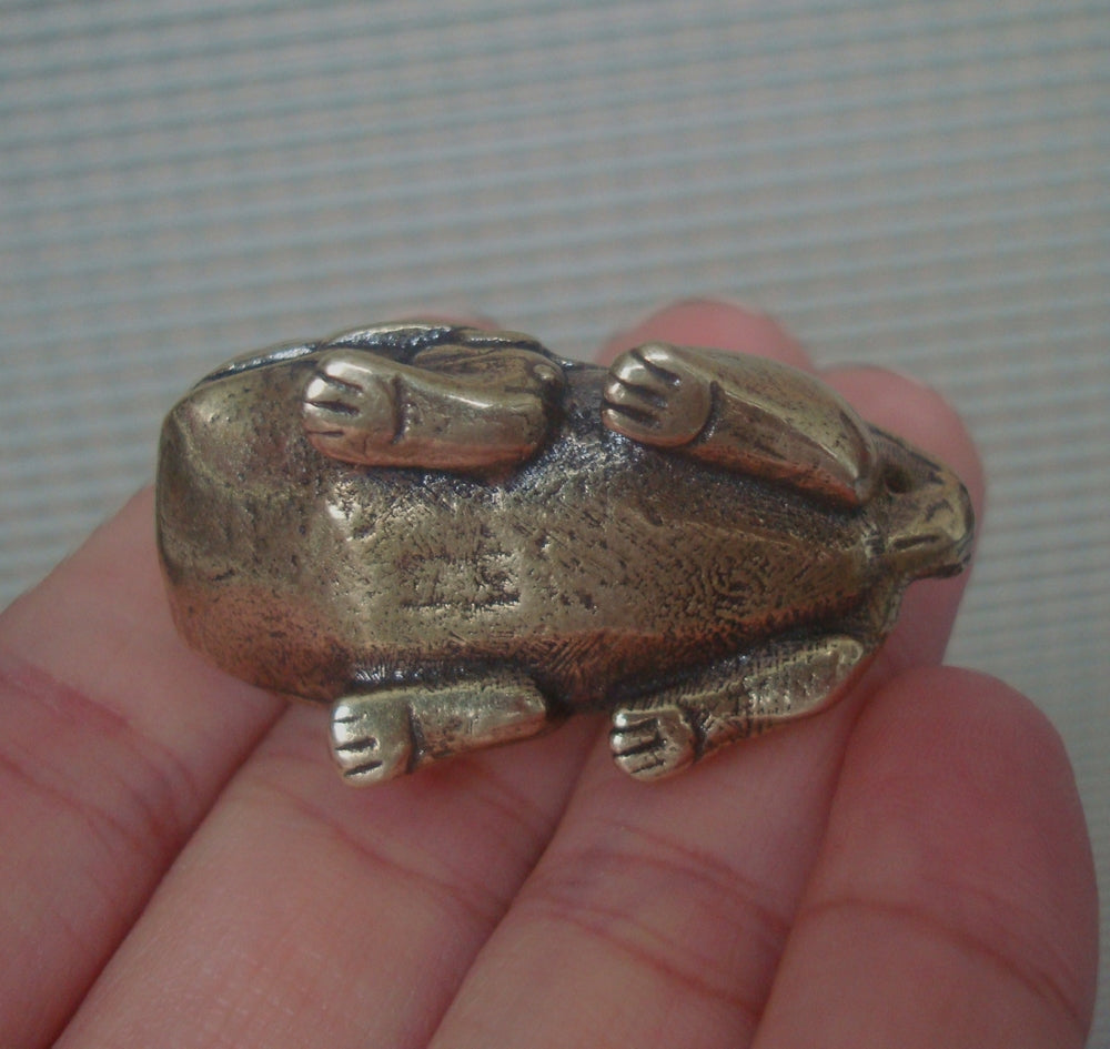 Solid Brass Pixiu Lucky Beast Charm Pendant Vintage Style Statue Bags Ornament