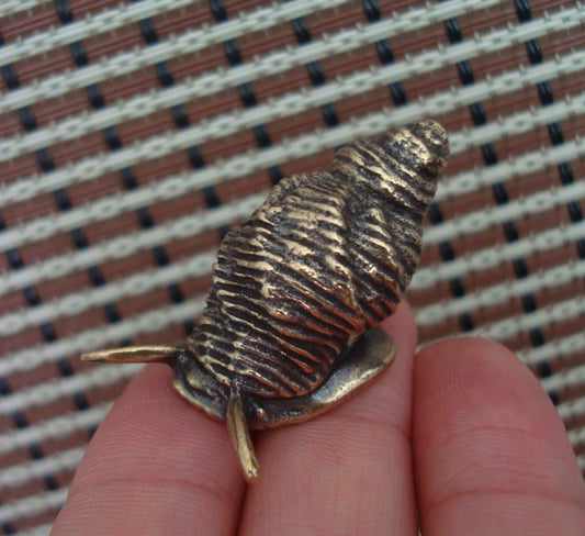 Vintage Style Solid Brass Shy Snail Figurine Statue for Home Garden Decor