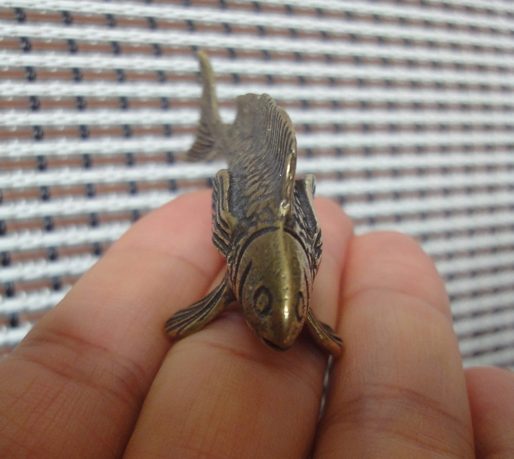 Brass Fortune-Gathering Fish Figurine Vintage Auspicious Carp Ornament