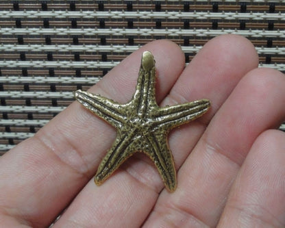 Vintage Style Brass Starfish Figurine: Copper Sea Animal Statue