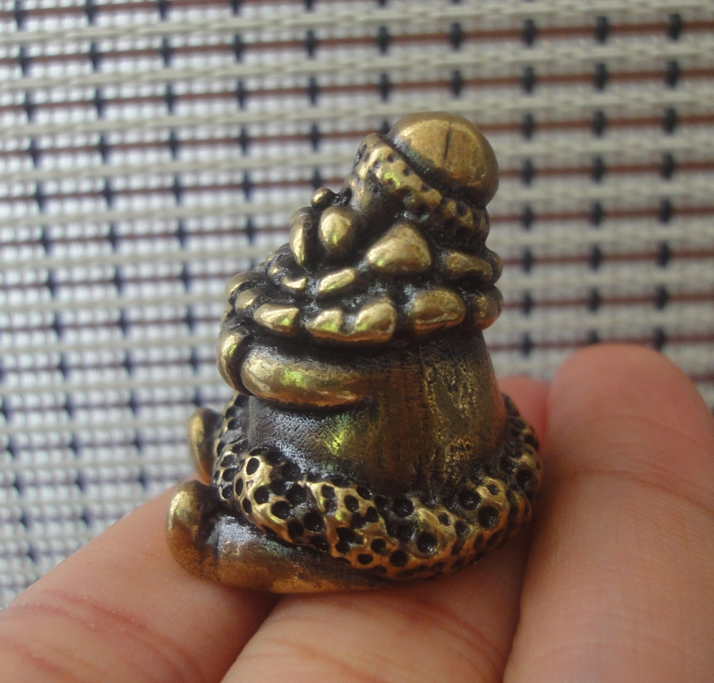 Solid Brass Santa Claus Seated Figurine Vintage Style Old Man Statue for Home Decor