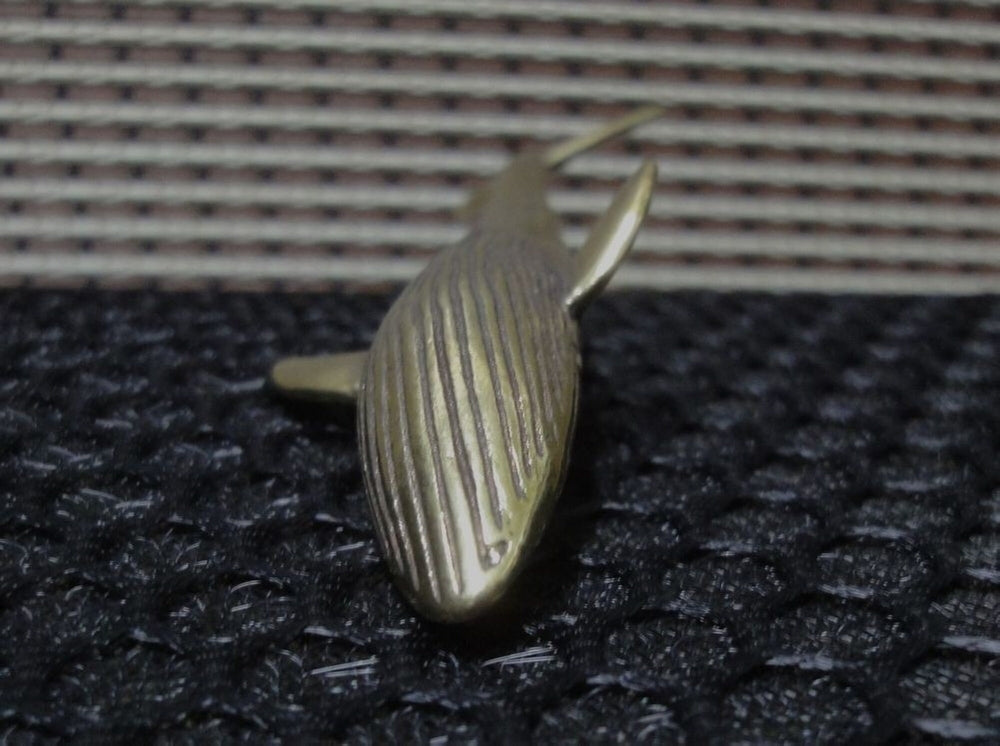 Solid Brass Sea Animal Blue Whale Statue for Home Garden Decoration