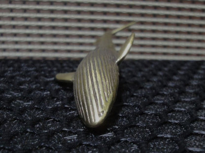 Solid Brass Sea Animal Blue Whale Statue for Home Garden Decoration