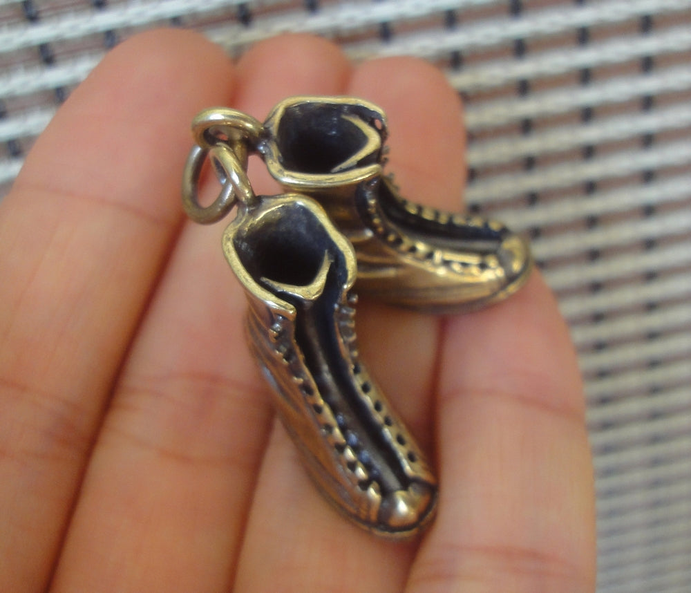 A Pair Retro Chinese Solid Brass Sneaker Pendant Keyring