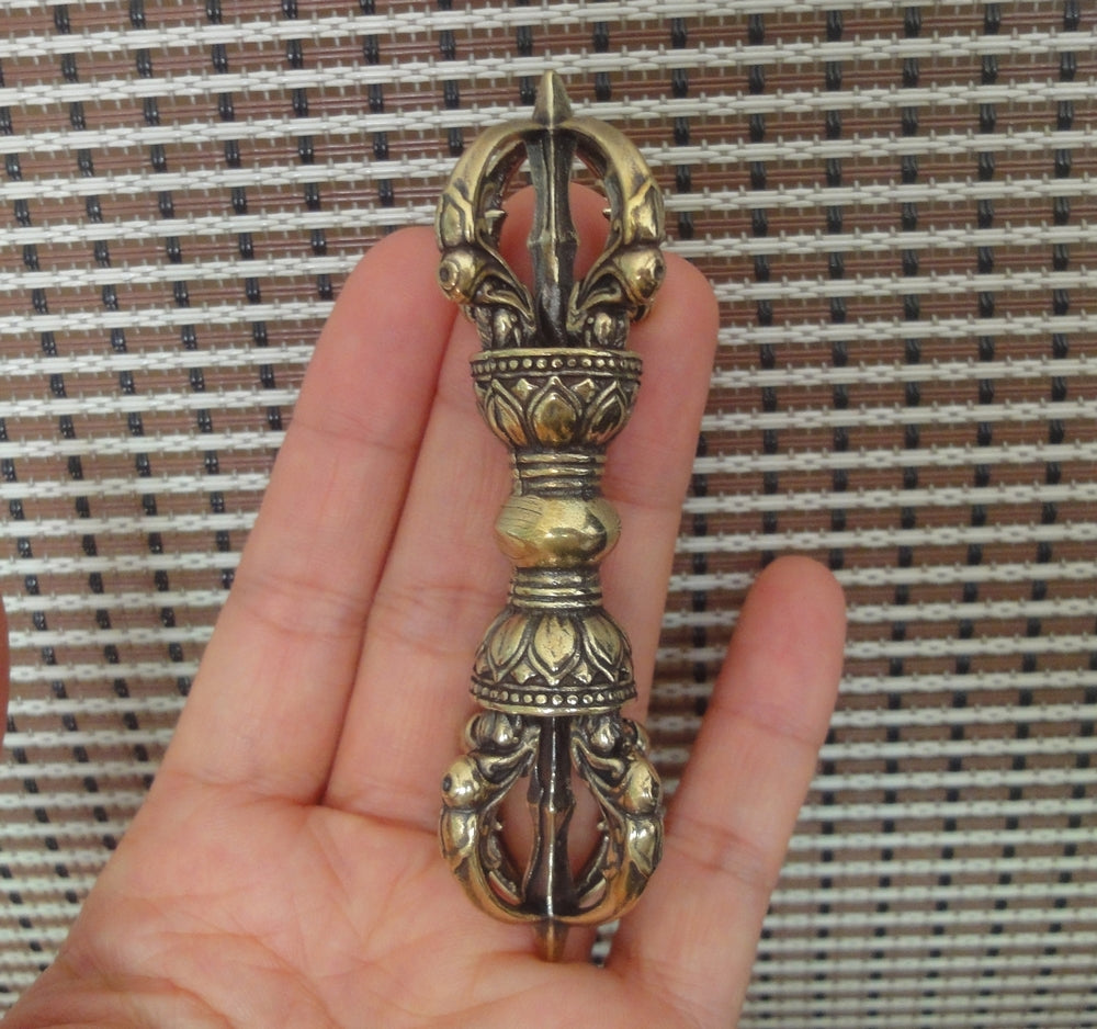 Vintage Style Solid Brass Tibetan Nine-pronged Vajra Pendant