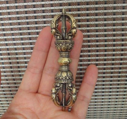 Vintage Style Solid Brass Tibetan Nine-pronged Vajra Pendant