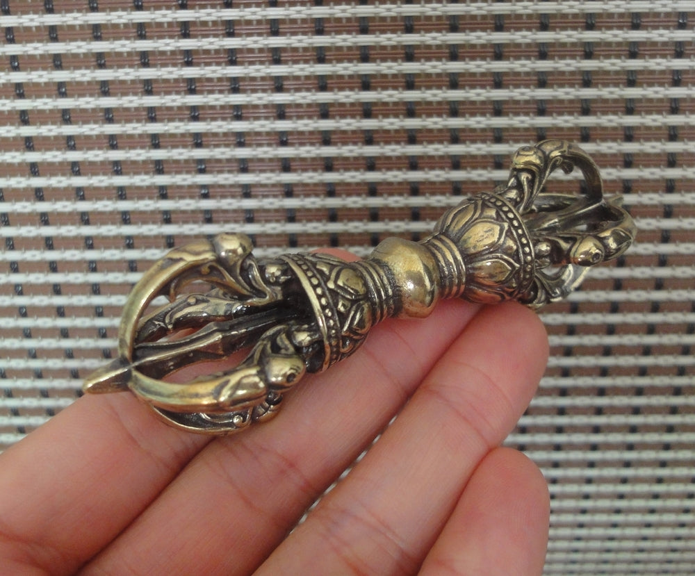 Vintage Style Solid Brass Tibetan Nine-pronged Vajra Pendant
