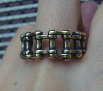 Solid Brass Chain-link Finger Ring - Vintage Style US Size 11