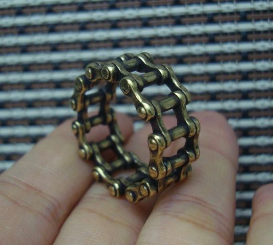 Solid Brass Chain-link Finger Ring - Vintage Style US Size 11