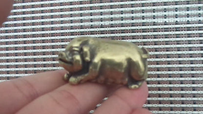 Vintage Style Solid Brass Pig Figurine: Home Garden Decor